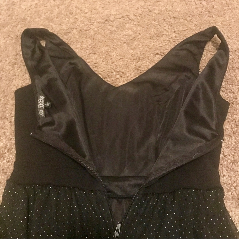 Dress - Picture 5 of 6